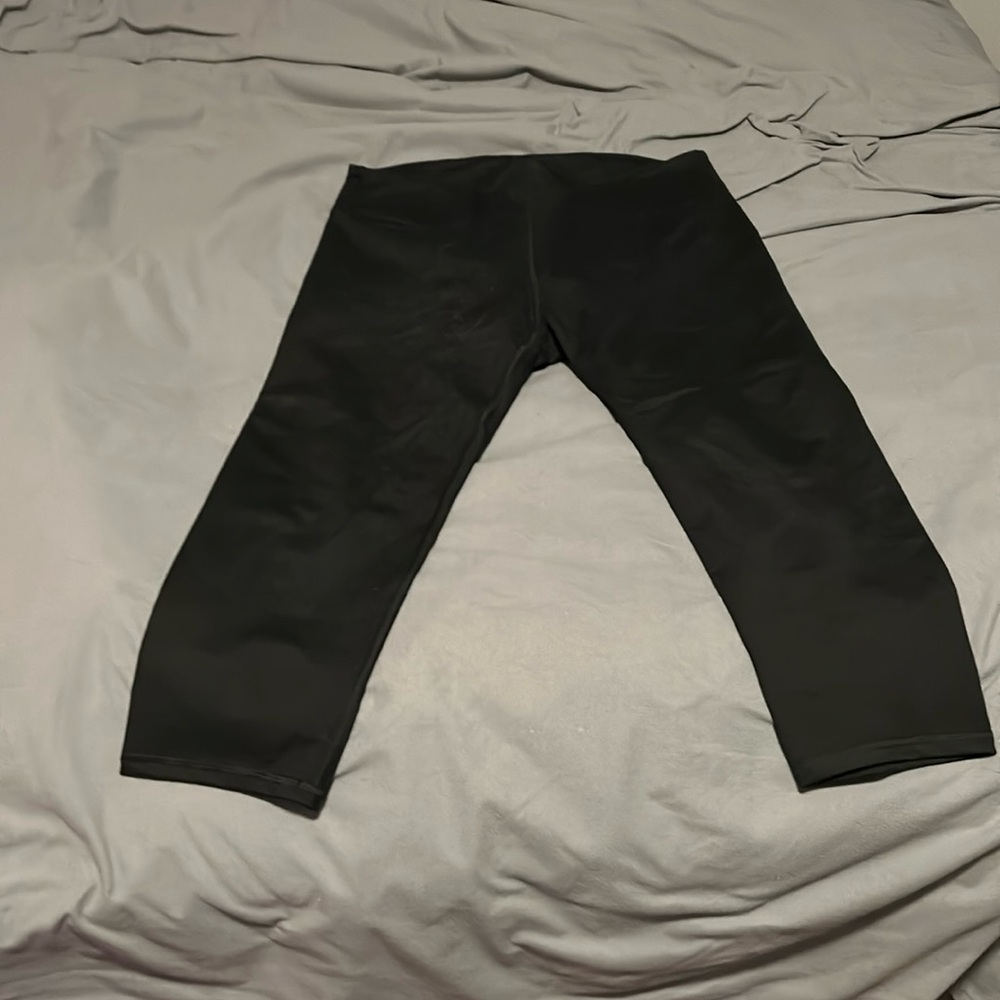 Fabalatics capri leggings